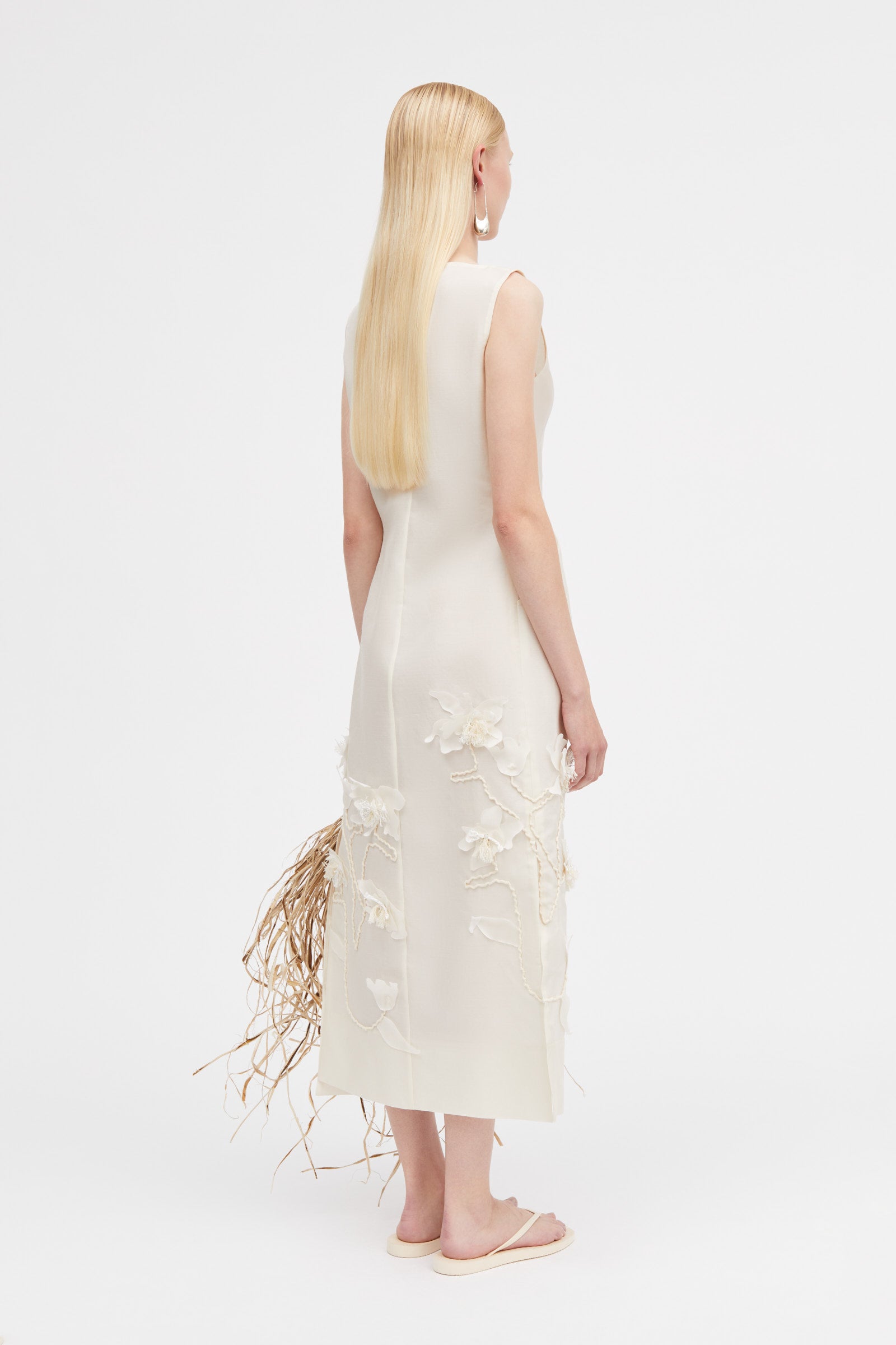 Mark Kenly Domino Tan Dove-atelier Silk Wool Twill Dresses IVORY