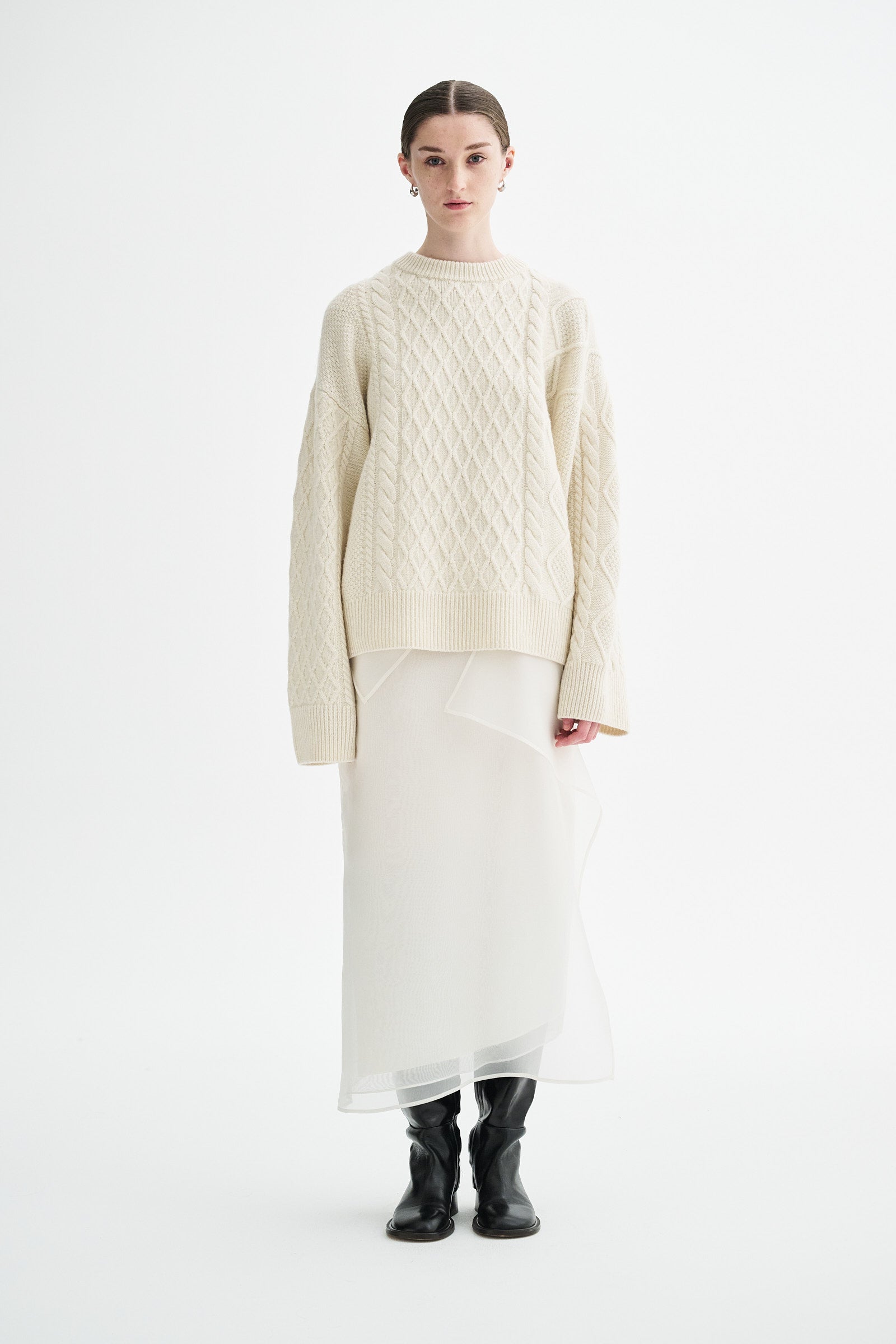 MKDT Studio KOMORO RAW WOOL Sweater IVORY