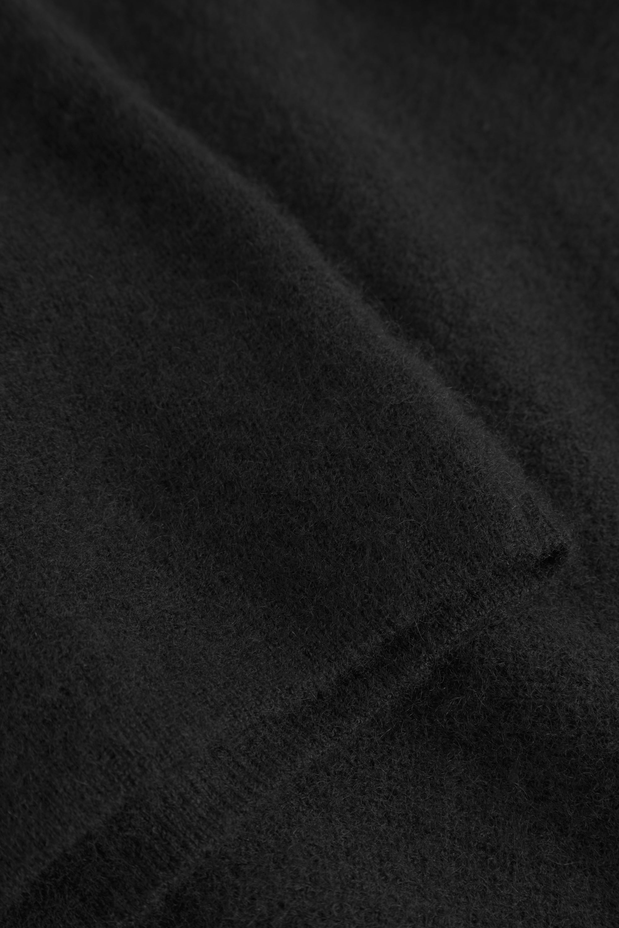 Mark Kenly Domino Tan Kami Cashmere Sweater BLACK