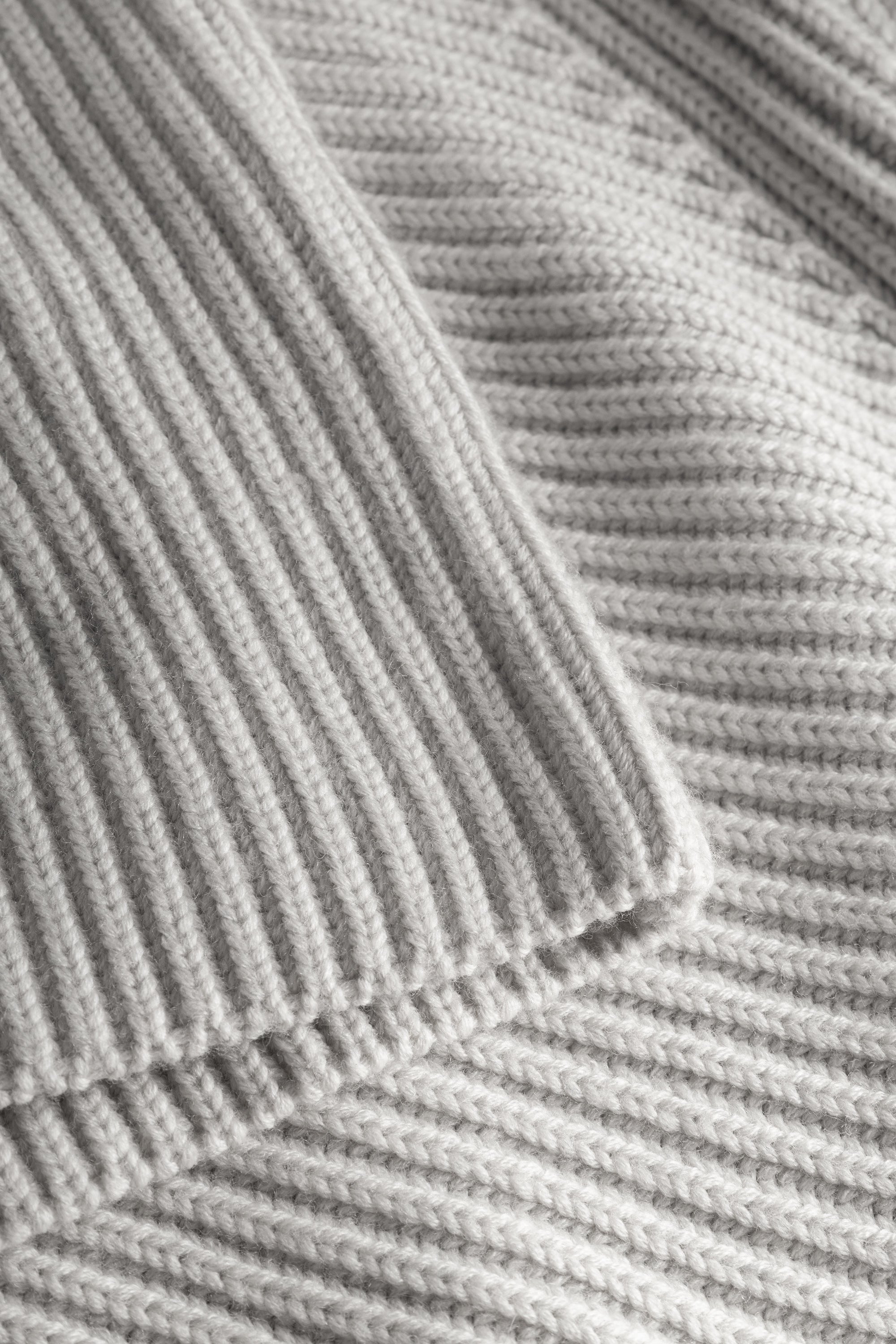 MKDT Studio Kornelle Medium Chunky Merino Sweater LIGHT GREY MELANGE