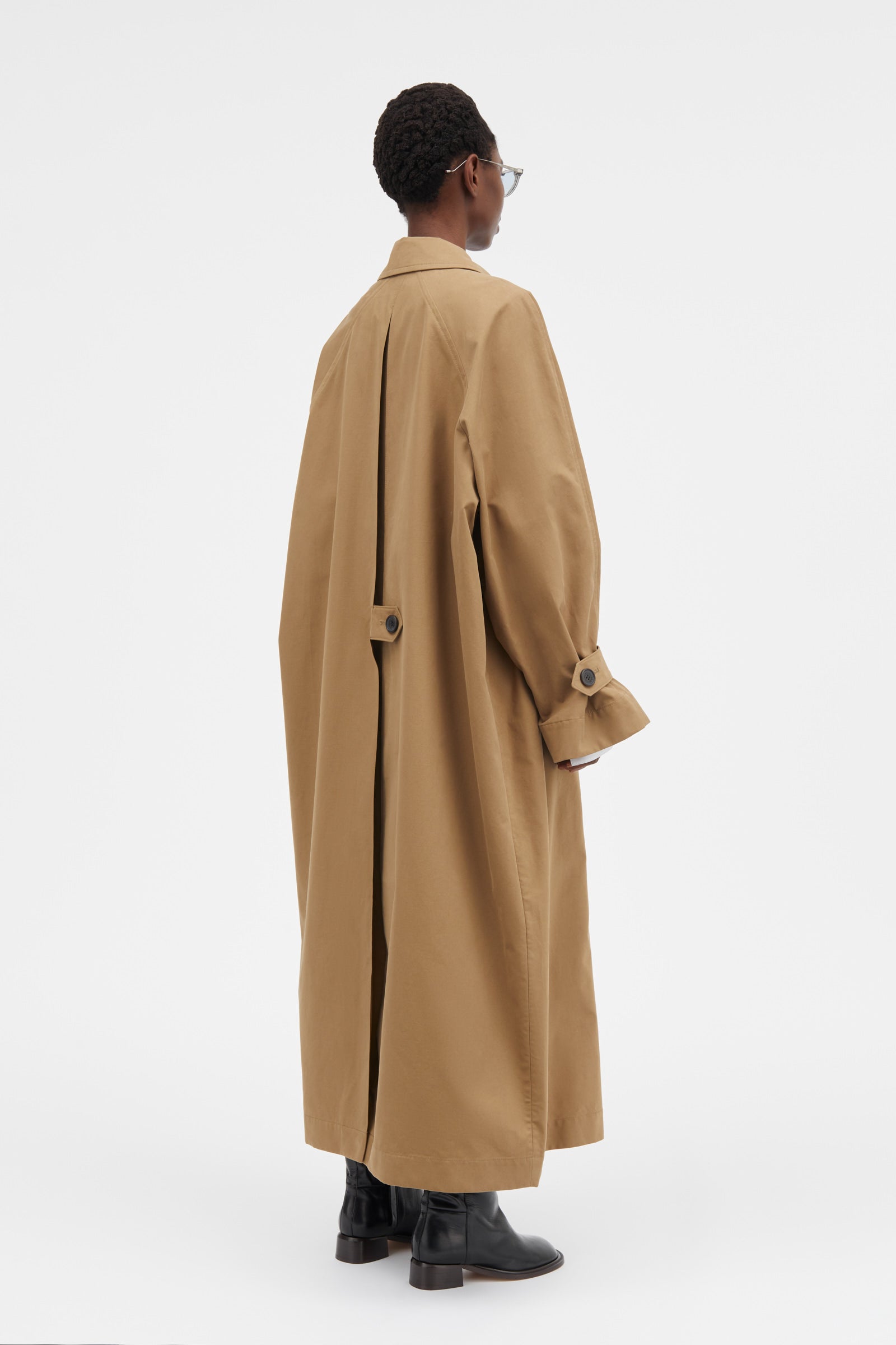 ジャケット MKDT STUDIO Caro beige coat MKDT Studio Caro beige coat | TheDoubleF