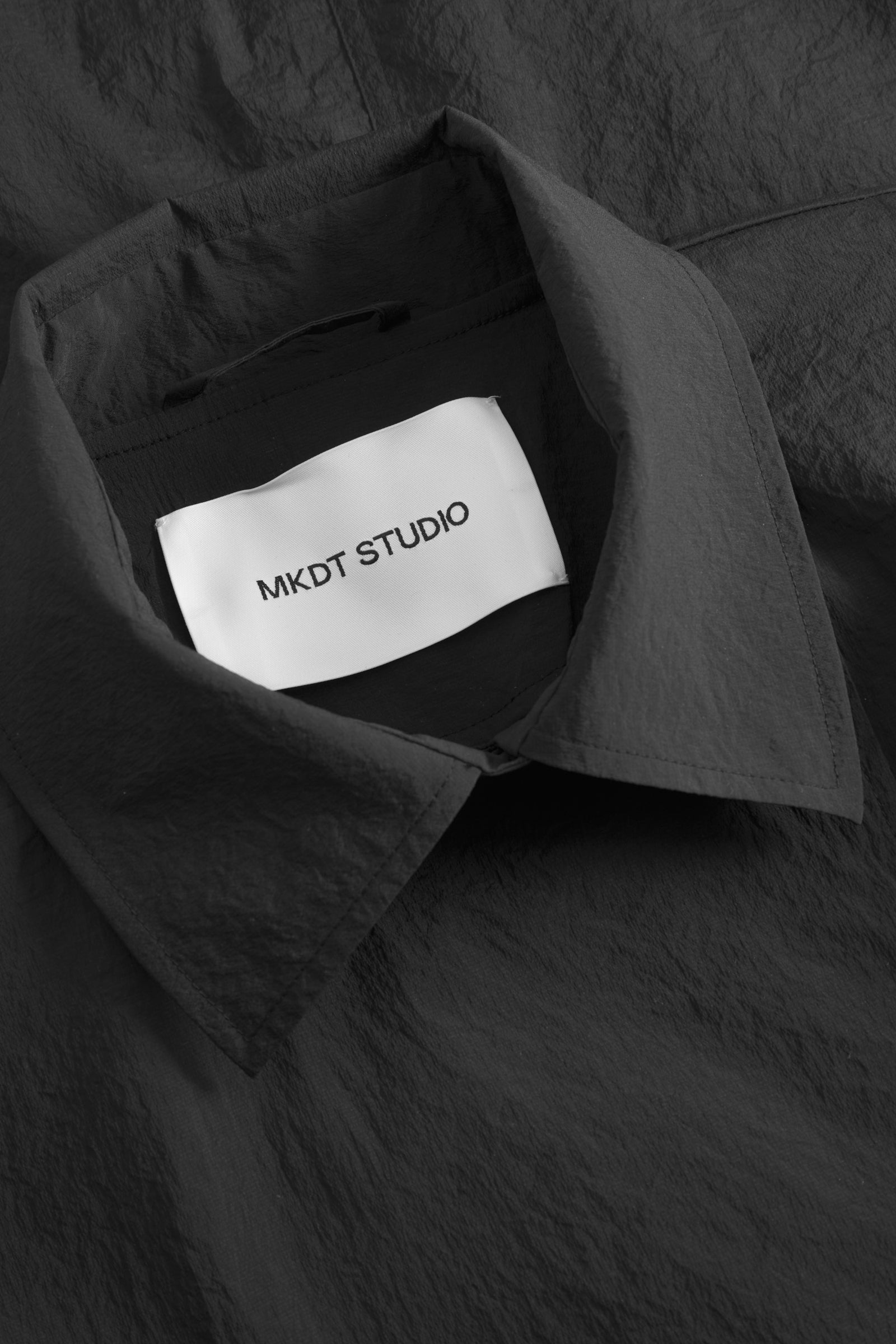 ジャケット MKDT Studio Charlene black coat Charlene Crisp Tech - BLACK – MKDT STUDIO