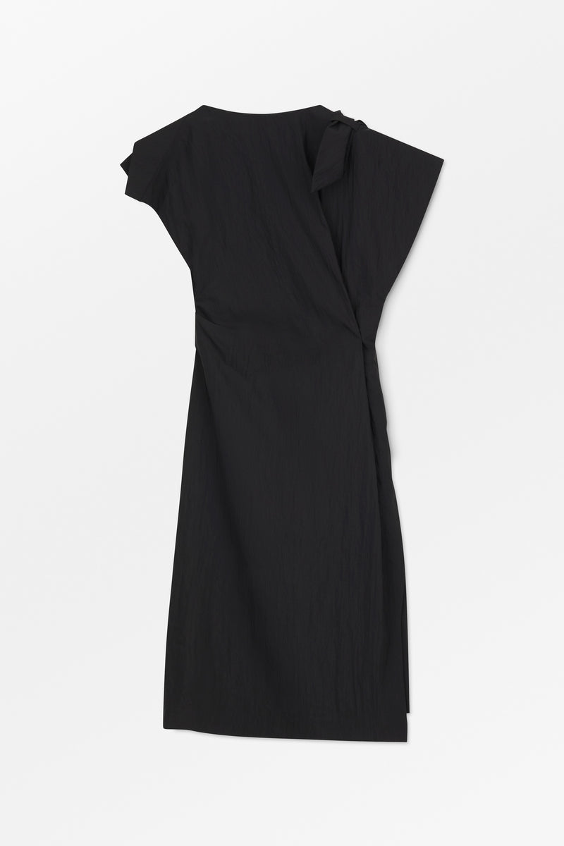 Delyn Dress Black