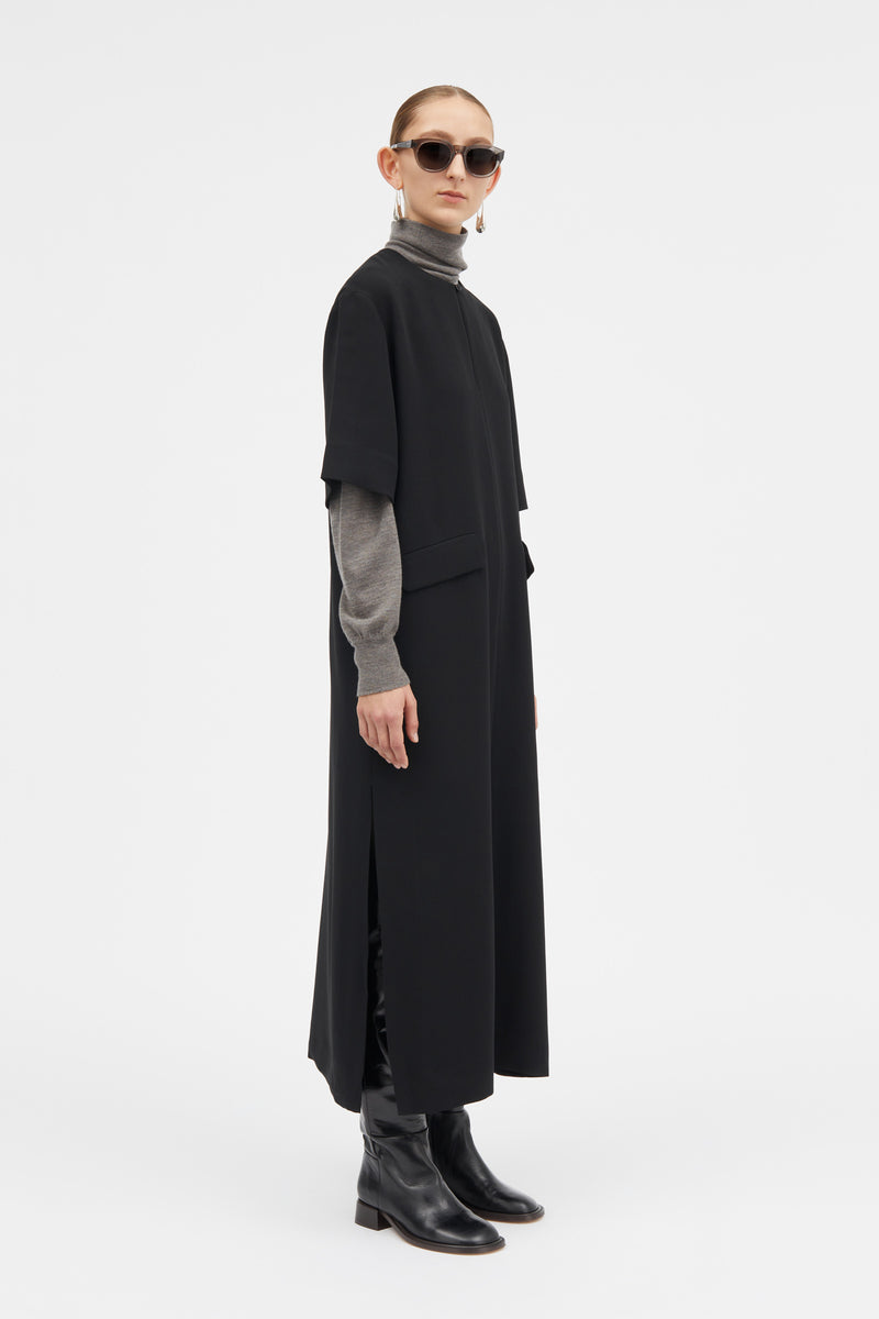 Mark Kenly Domino Tan Daviana Crepe Georgette Dresses BLACK