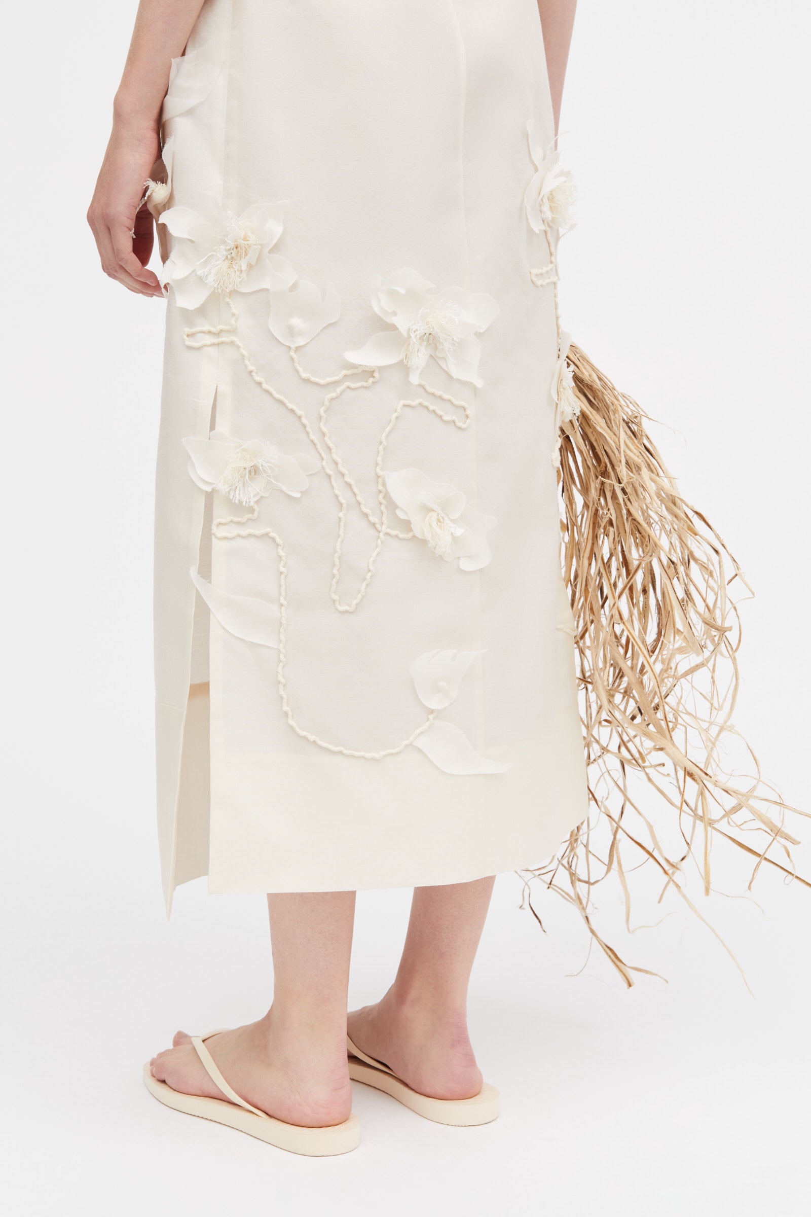 Mark Kenly Domino Tan Dove-atelier Silk Wool Twill Dresses IVORY