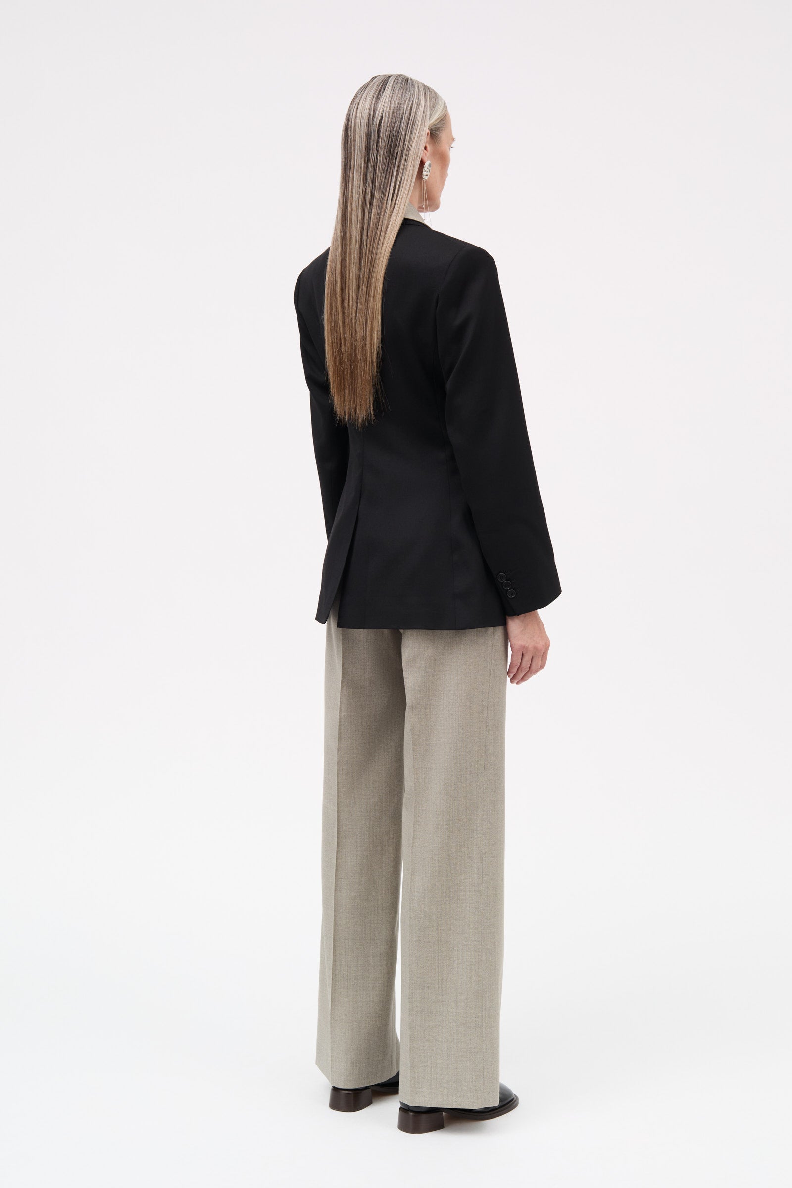 MKDT Studio Jorinda Thin Solid Wool Jackets BLACK