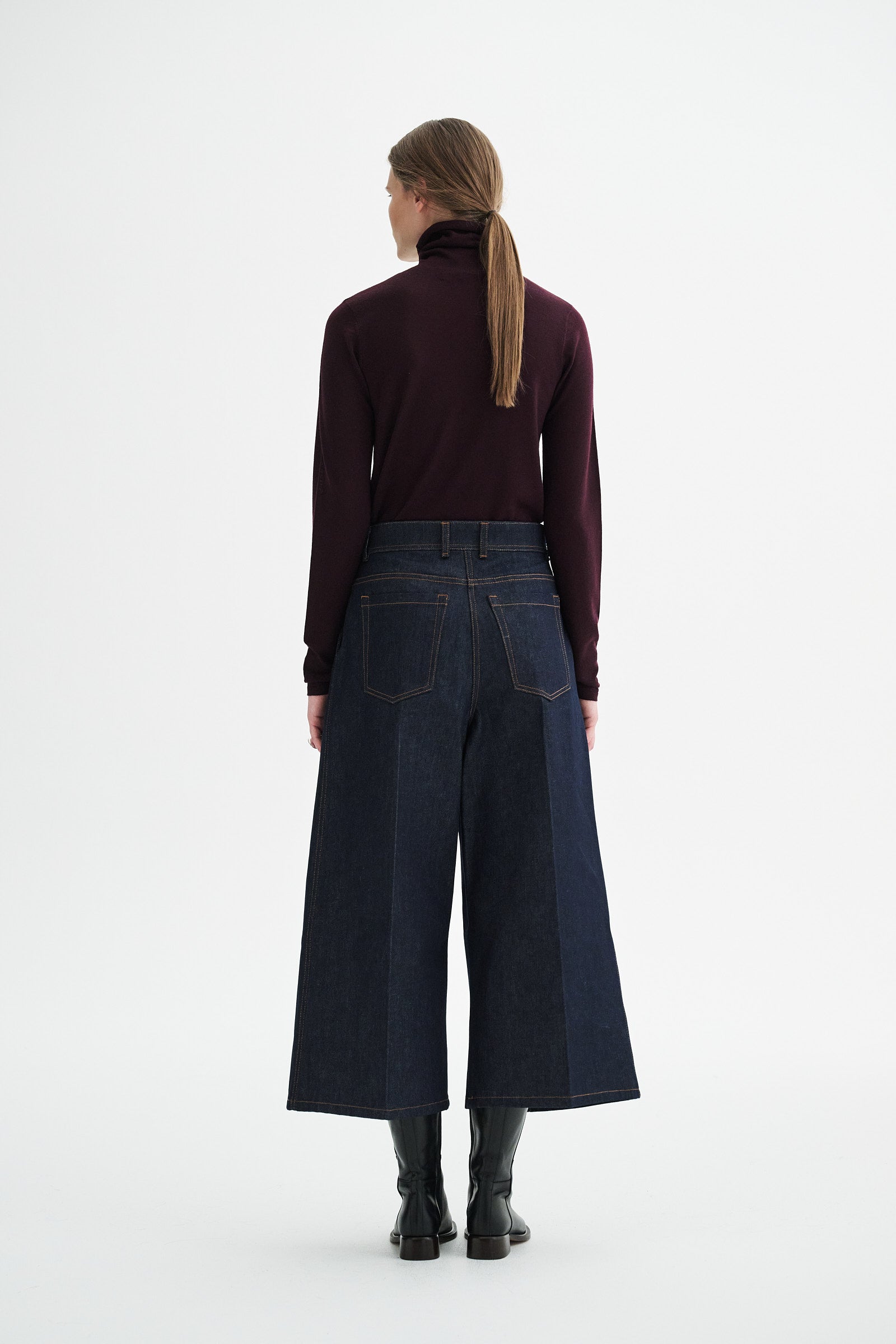 MKDT Studio KORINELLA MERINO Sweater FIG