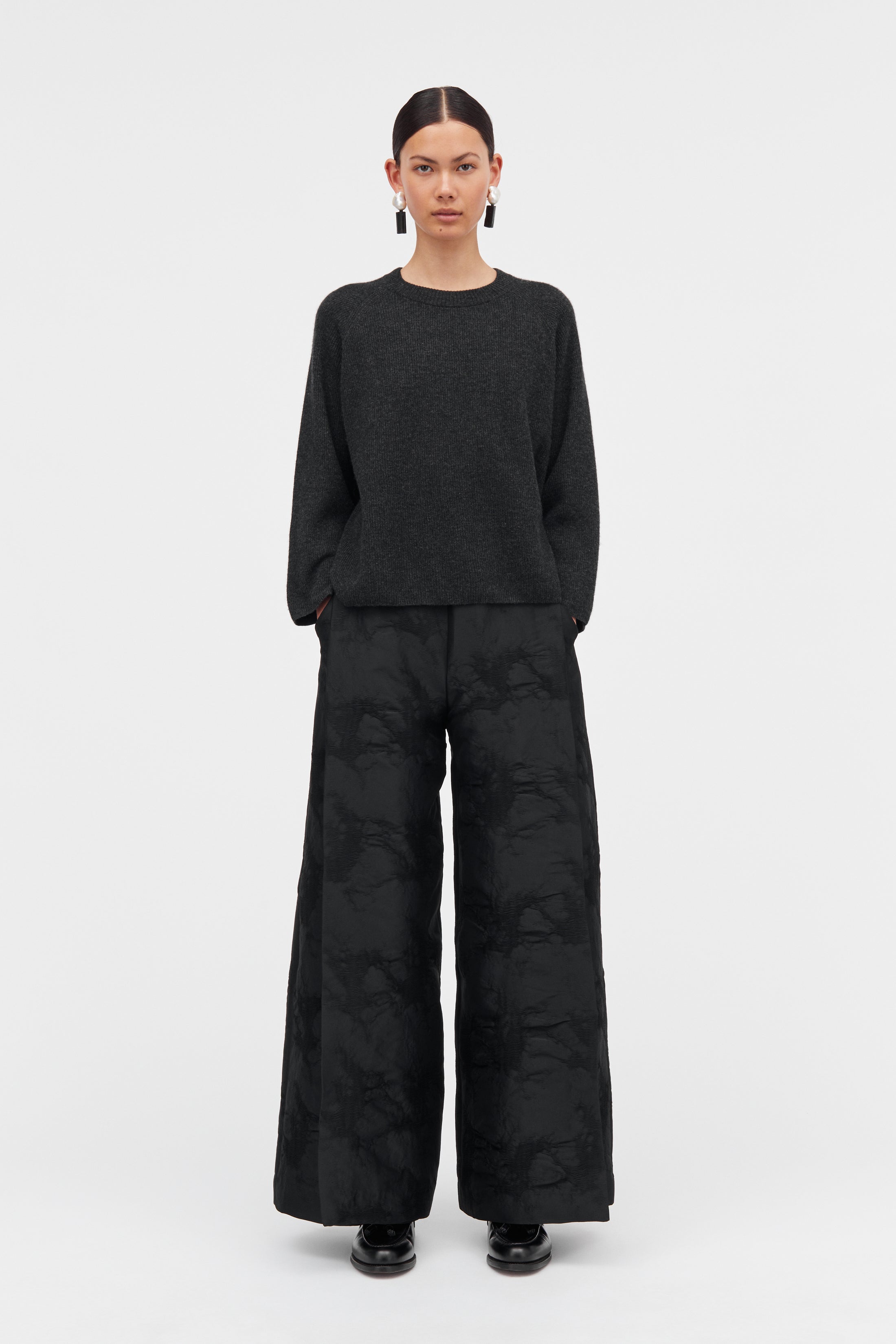 Mark Kenly Domino Tan Karin Cashmere Sweater CHARCOAL