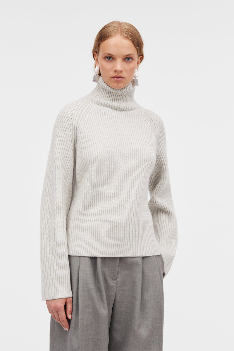 MKDT Studio Kornelle Medium Chunky Merino Sweater LIGHT GREY MELANGE