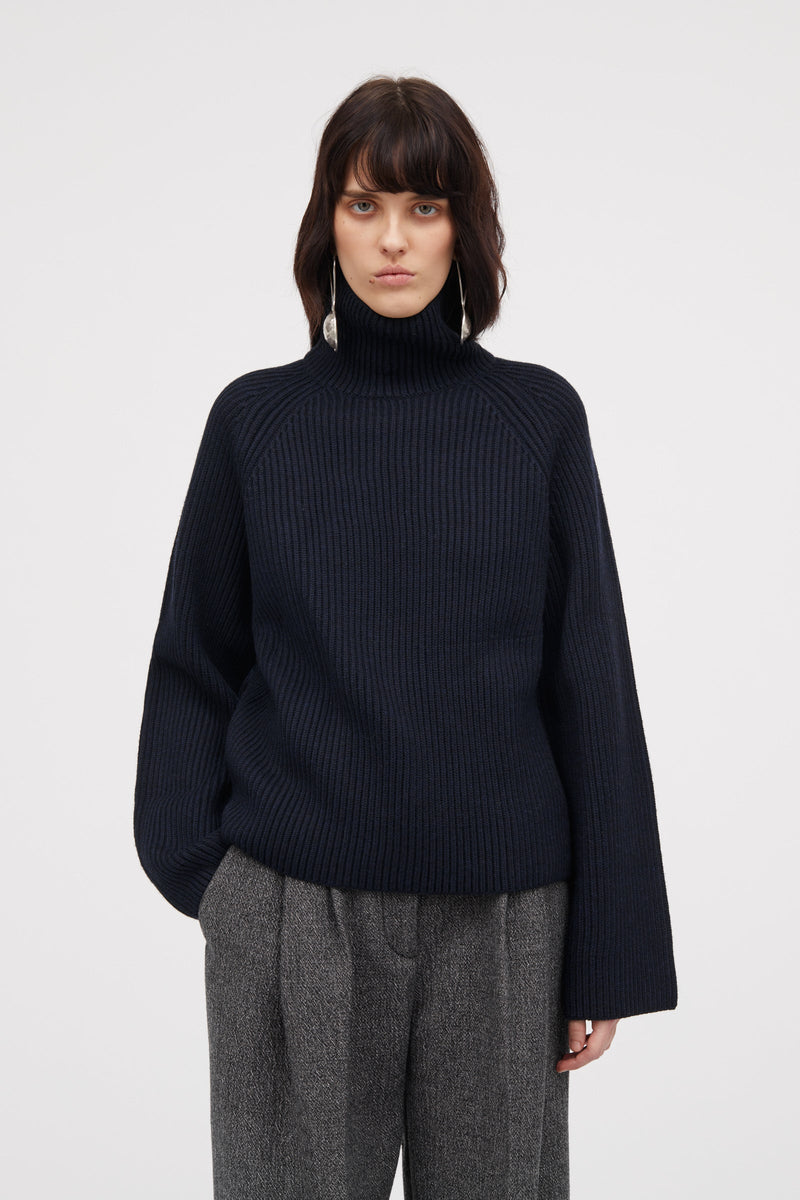 KORNELLE Knit Navy