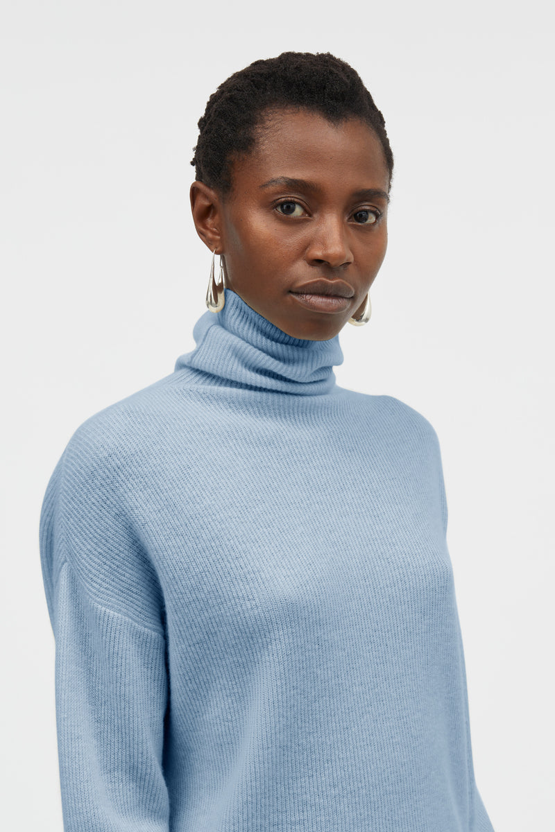 Mark Kenly Domino Tan Krystal Cashmere Sweater HAMMERSHOI