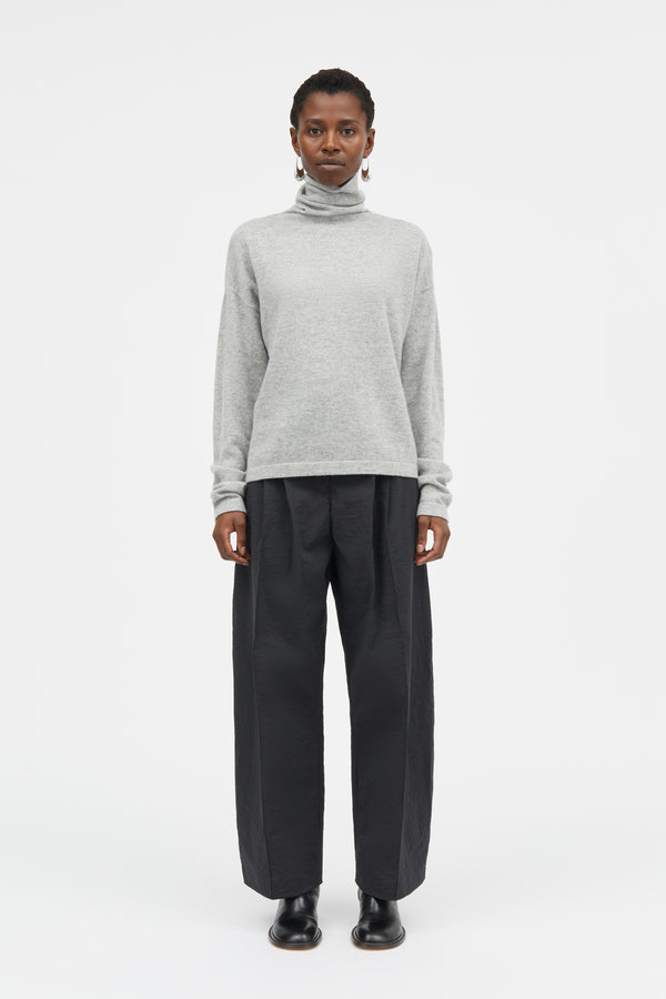 Mark Kenly Domino Tan Krystal Cashmere Sweater LIGHT GREY