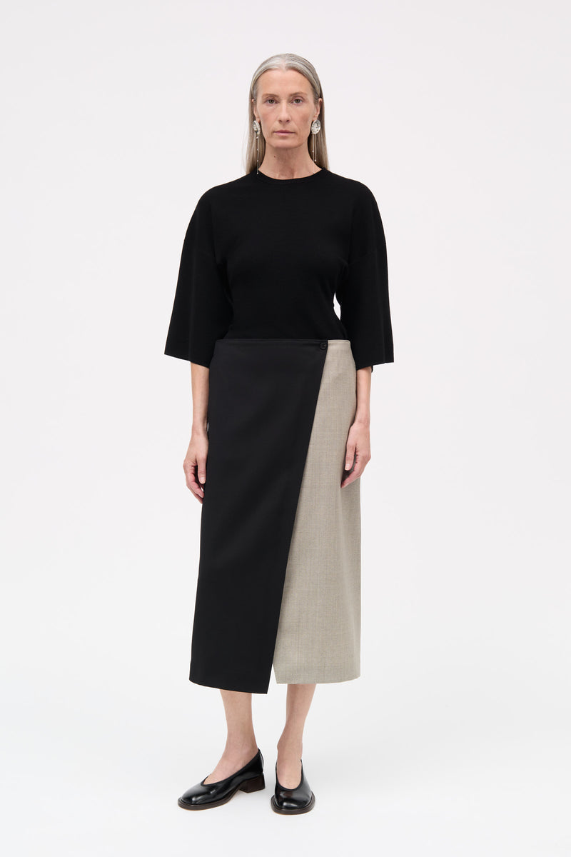 MKDT Studio Novy Thin Solid Wool Skirts BLACK
