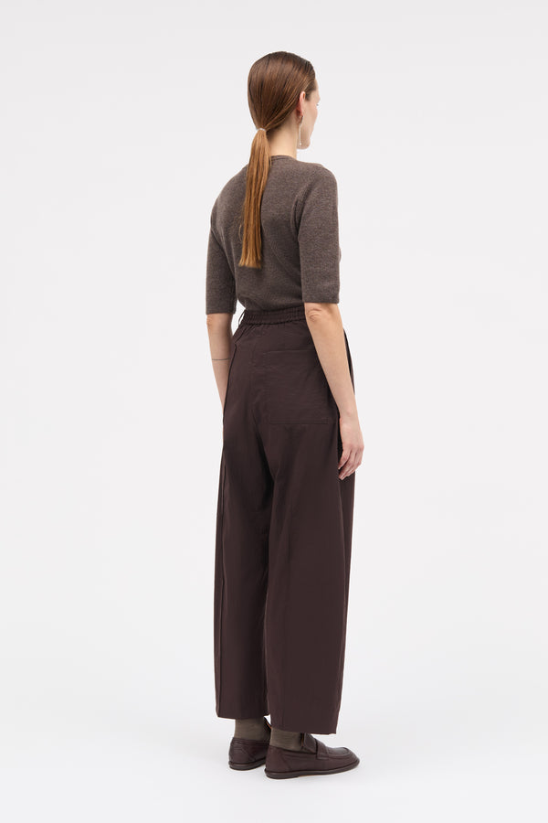 MKDT Studio Paloma Crisp Tech Pants DEEP BROWN