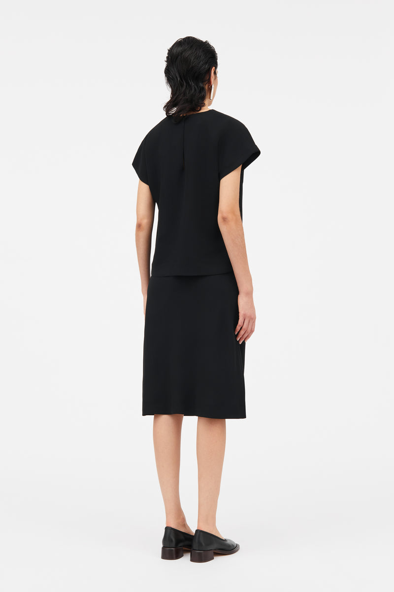 Mark Kenly Domino Tan Tine Crepe Georgette Blouses BLACK